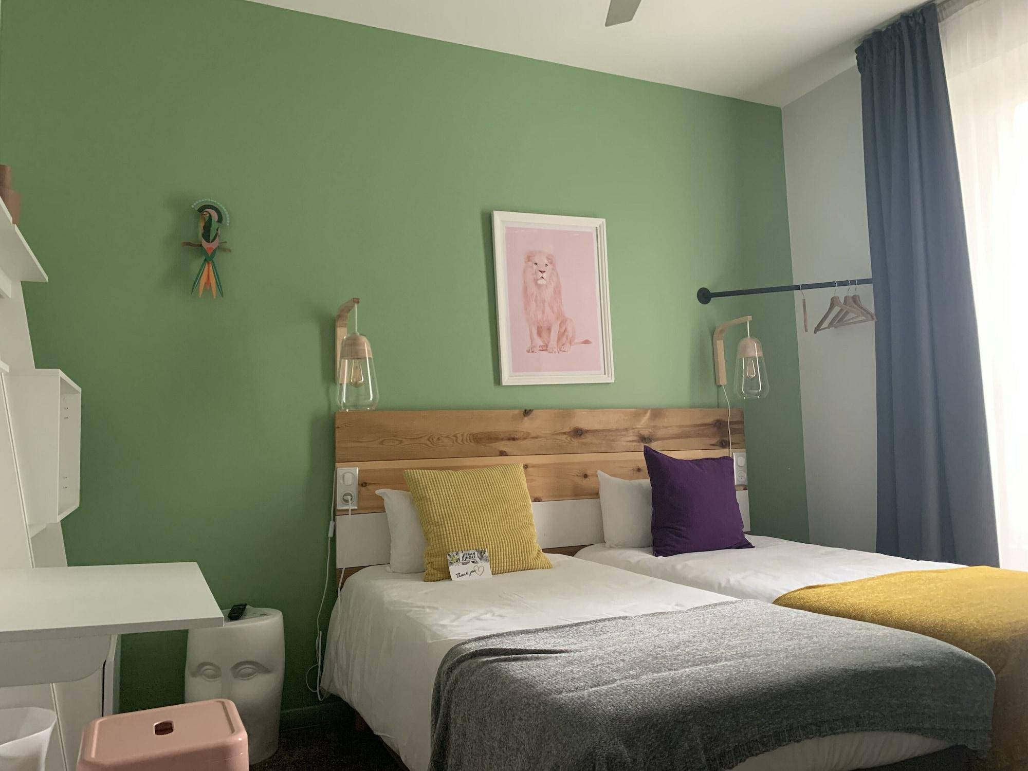 Urban Jungle Hotel Orleans Exterior photo